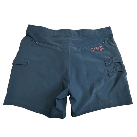 DSG NWT Women's Jenny Dock Shorts Navy Size Small - Picture 9 of 17